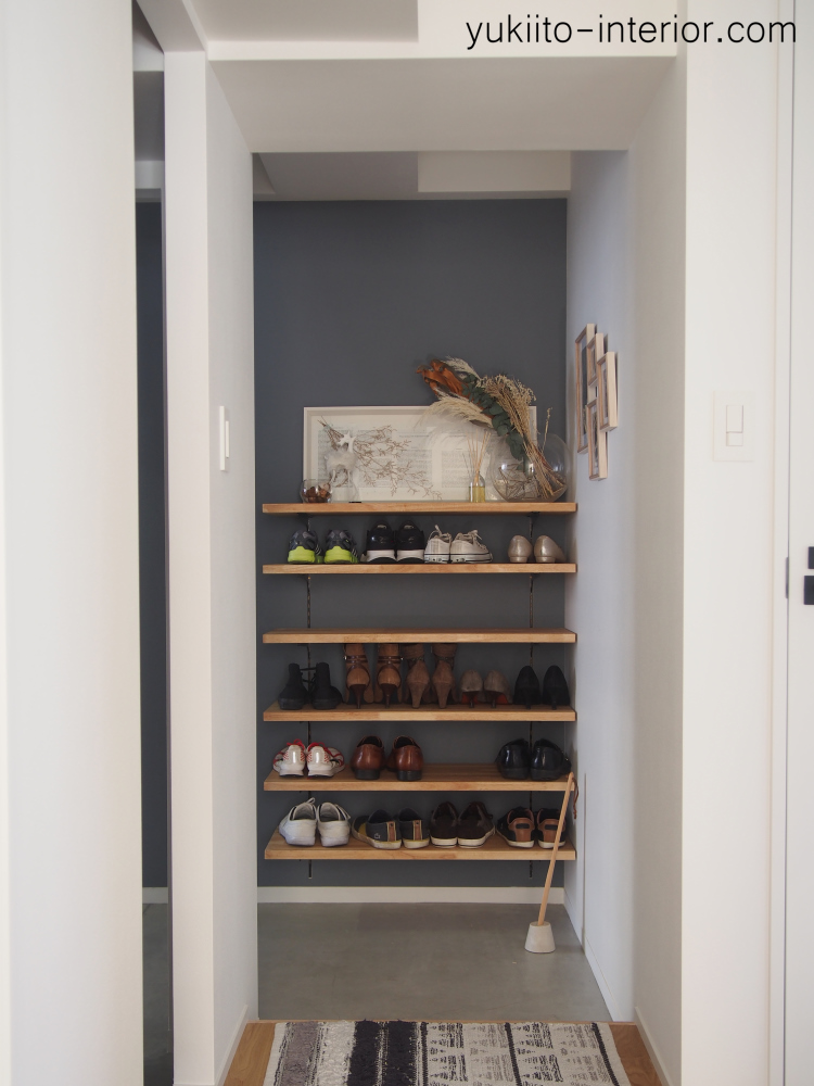 玄関の靴収納はオープン棚で見せる収納 Everyday Home